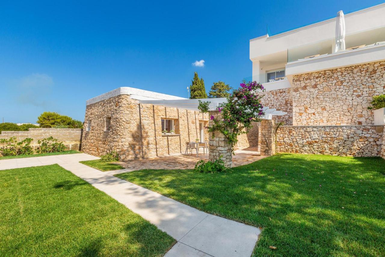 Perla Saracena Hotel & Restaurant Salve Exterior photo