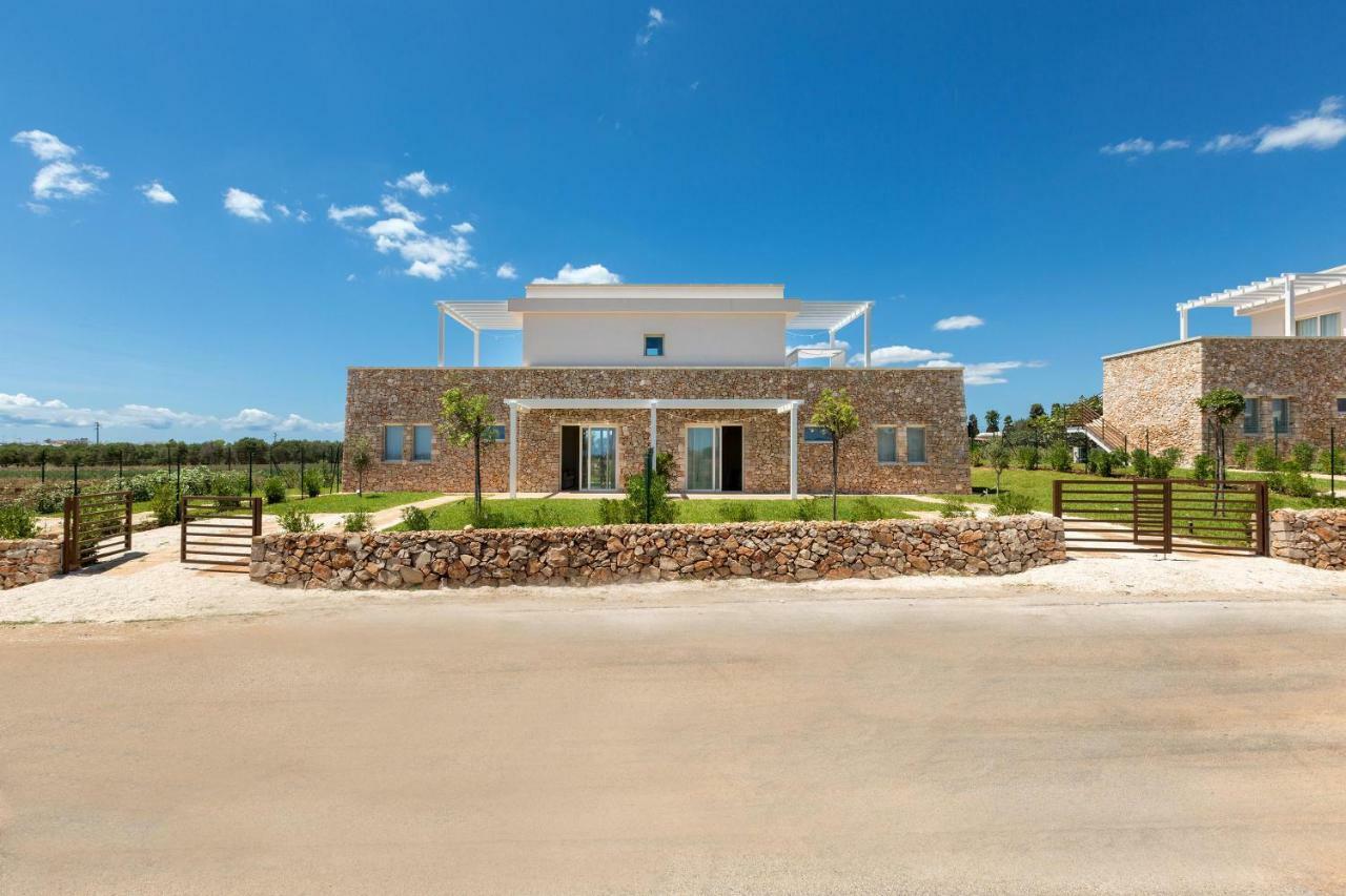 Perla Saracena Hotel & Restaurant Salve Exterior photo
